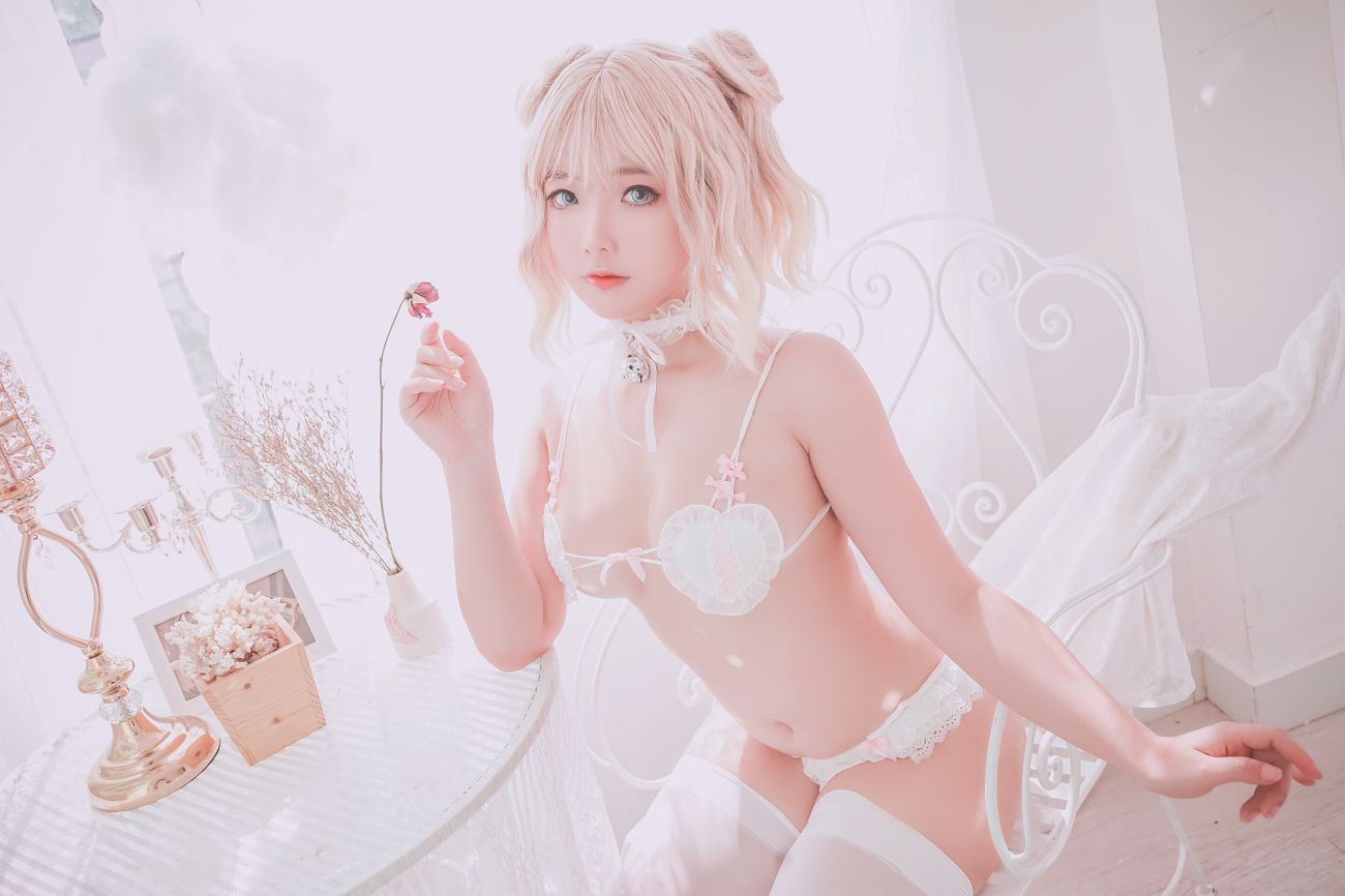 图片[2]-Messie Huang Pure Bath-COS世界
