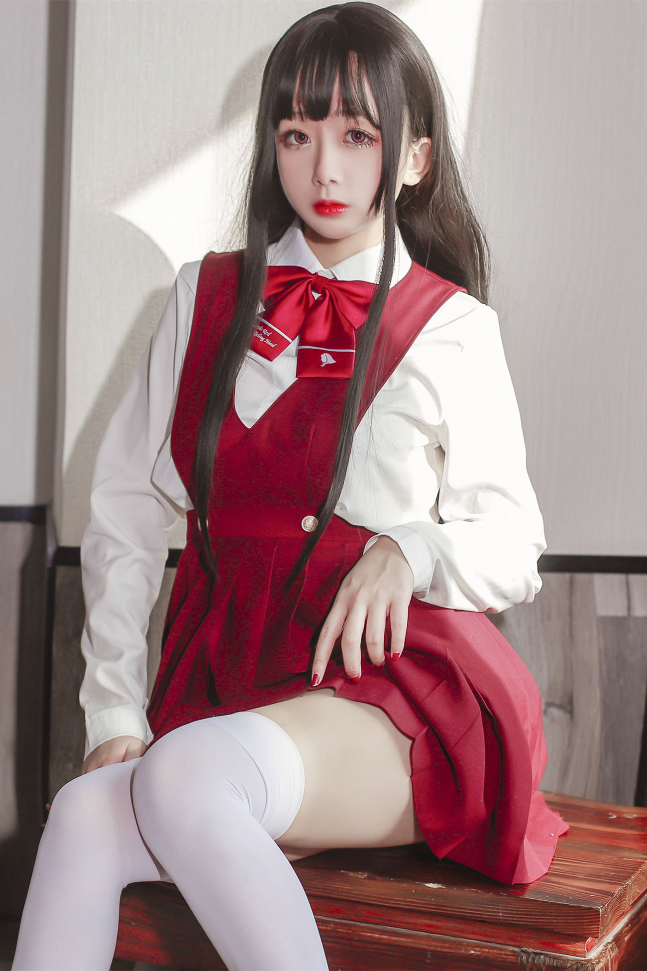 日奈娇 JK少女红裙-COS世界