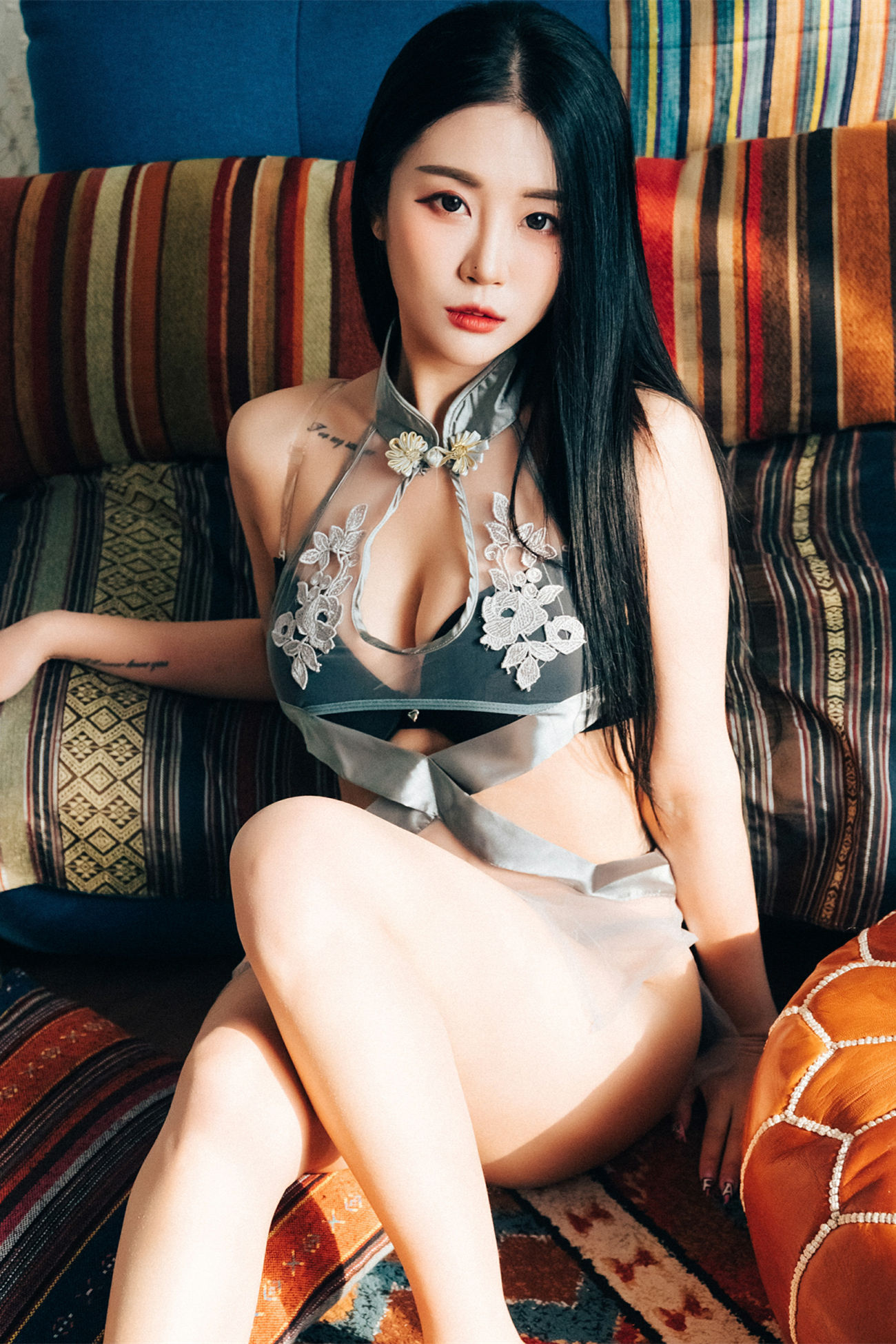 LOOZY Bomi Holiday-COS世界