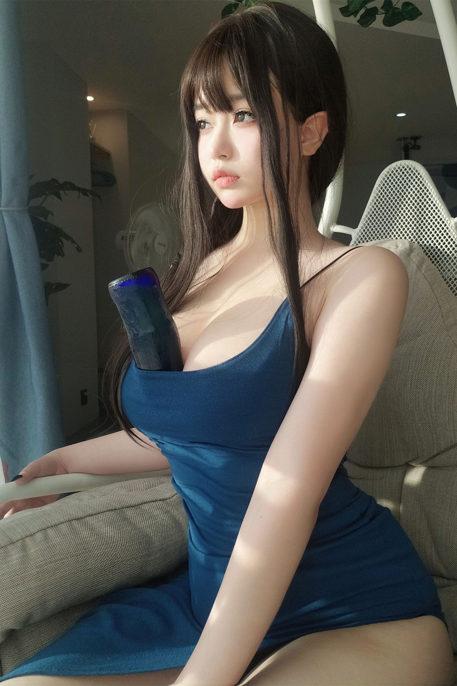 乘凉的姐姐-COS世界