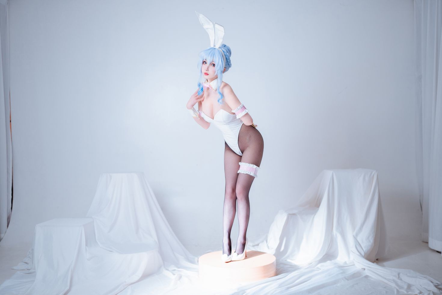 图片[2]-肉扣热热子 雪女兔女郎-COS世界