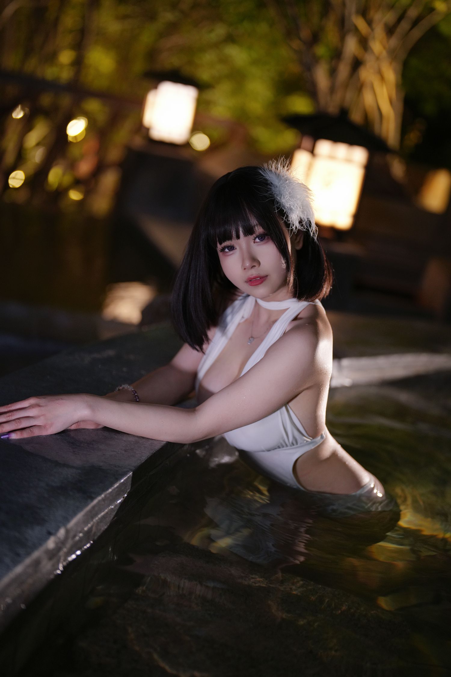 图片[2]-末夜 白色泳装-COS世界