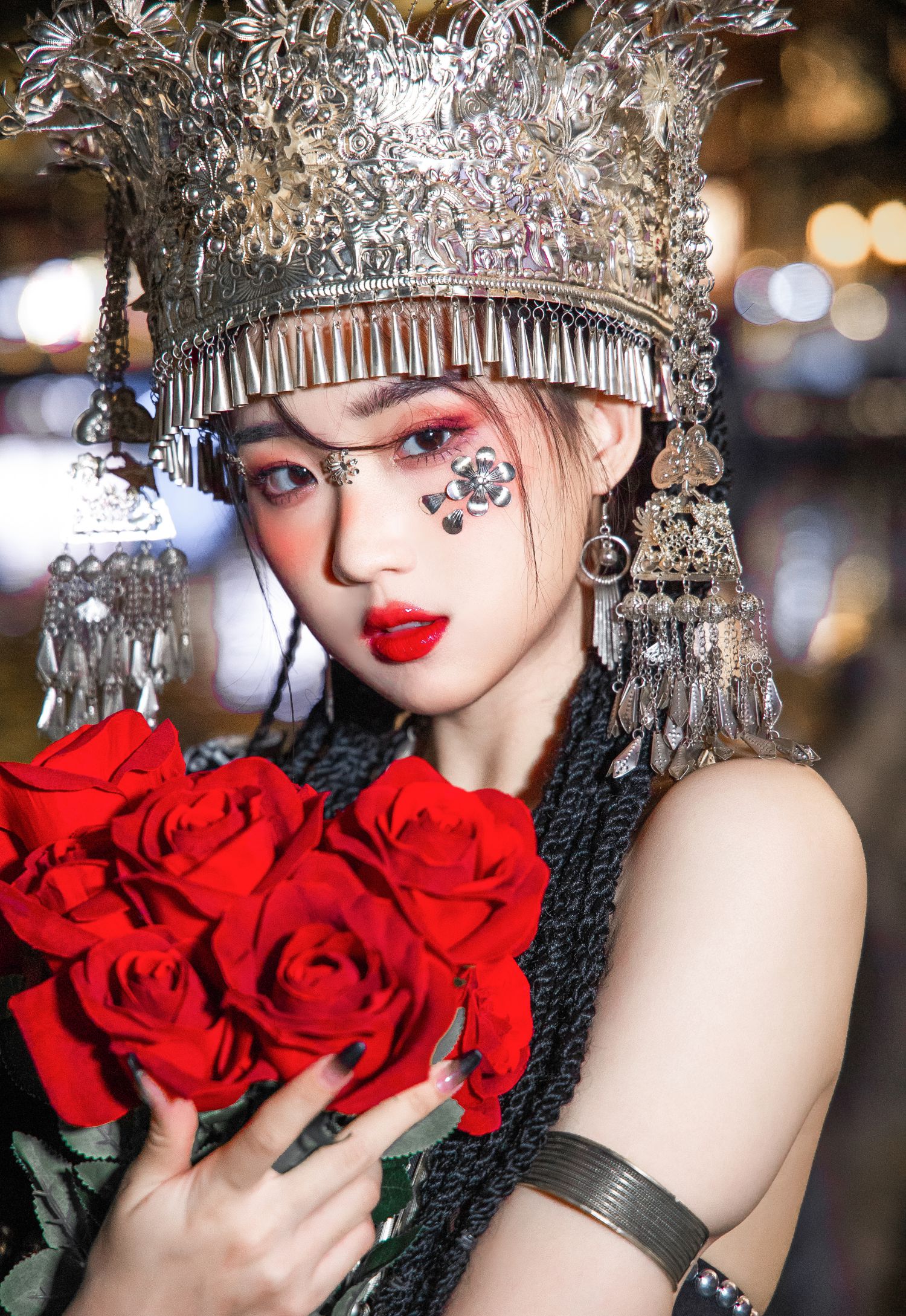 图片[2]-瓦斯塔亚小龙虾 苗疆女子-COS世界